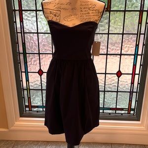 Dayton K size medium dress navy strapless